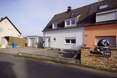 Foto - 5 Zimmer Doppelhaushälfte in Bitburg