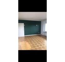 Helle 3-Zimmer Wohnung im 7. OG mit Balkon in Neu-Isenburg