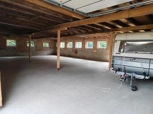 Foto - Unterstellplätze - 60,00&nbsp;EUR Miete,