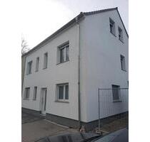 Vermiete Einfamilienhaus,3 Bäder 6 Schlafzimmer offene Küche - Dortmund Bövinghausen