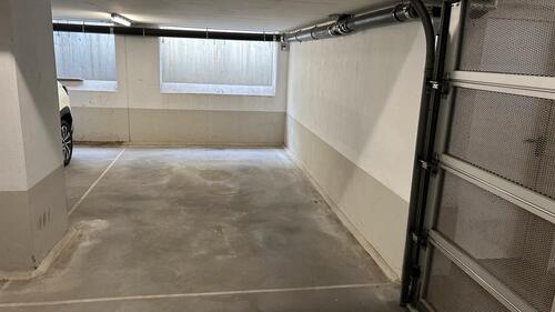 Foto - Stellplatz in Tiefgarage – PKW oder Motorrad – Bonn (53117)