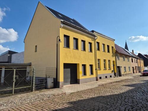 Foto - Mehrfamilienhaus, Wohnhaus zum Kaufen in Calbe (Saale)