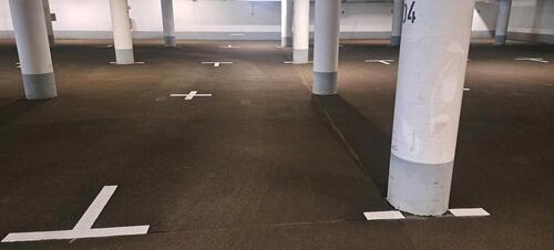 Foto - Tiefgaragenstellplatz im Ostrower Wohnpark