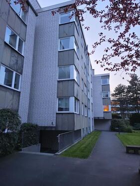 Foto - Helle, frisch sanierte 4-Zimmer-Wohnung mit Balkon in Golzheim