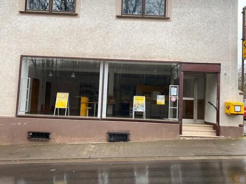 Foto - Ladenzeile zu vermieten - 600,00&nbsp;EUR Kaltmiete, ca.&nbsp; 130,00&nbsp;m&sup2;