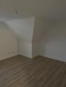 Foto - 2ZKB Dachgeschosswohnung - 450,00&nbsp;EUR Kaltmiete, ca.&nbsp; 70,00&nbsp;m&sup2;
