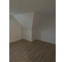 2ZKB Dachgeschosswohnung - 450,00&nbsp;EUR Kaltmiete, ca.&nbsp; 70,00&nbsp;m&sup2; in Zweibrücken (PLZ: 66482)