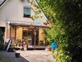 Foto - Geräumiges Einfamilienhaus mit individuell-künstlerischer Note
