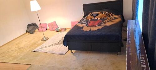 Foto - WG- Zimmer mit 16 qm 500 € - 500,00 EUR Kaltmiete,