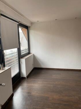 Foto - 2 ZIMMER WOHNUNG - 1.000,00&nbsp;EUR Kaltmiete, ca.&nbsp; 75,00&nbsp;m&sup2;