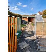 Pachtgarten mit Holzlaube nahe der Werra (Creuzburg) - Eisenach