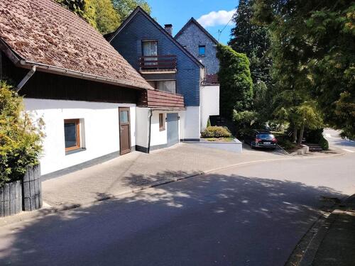 Foto - Gepflegtes Doppelhaus Nähe Wissen