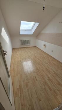 Foto - 60 qm 3-Zimmer Dachgeschosswohnung Uni Nähe