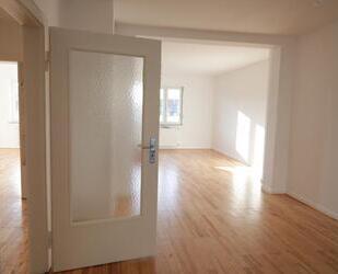 Kernsanierte 4 ZKB Altbau-Wohnung am Rande des Nauwieser Viertels - Saarbrücken