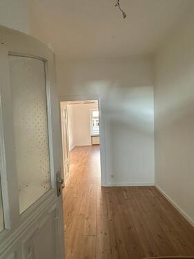 Foto - Hell und Kernsanierte - 900,00&nbsp;EUR Kaltmiete, ca.&nbsp; 90,00&nbsp;m&sup2;