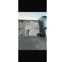 Modernisiertes Einfamilienhaus in Alsdorf - Ofden