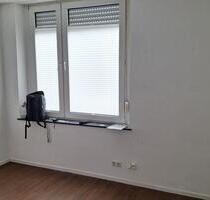 Gewerbliches Büro ca. 14qm Opladen Innenstadt ab 01.01.2026 - Leverkusen