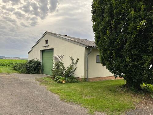 Foto - Lagerhalle zu vermieten - 900,00&nbsp;EUR Kaltmiete, ca.&nbsp; 2,00&nbsp;m&sup2;