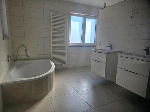 Foto - Mehrfamilienhaus, Wohnhaus in Aiterhofen zum Kaufen