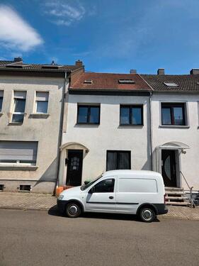 Foto - Ein- bis Zweifamilienhaus für Handwerker.