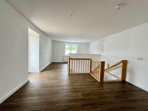 Foto - Renovierte tolle 3-Raum-Maisonette-Wohnung mit Balkon, Terrasse und Stellplatz