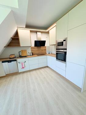 Foto - Schöne, helle und komplett renovierte 3-Zimmer Wohnung im 1. OG