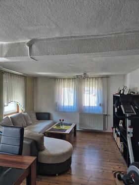 Foto - Ein-Zweifamilienhaus mit Kamin 