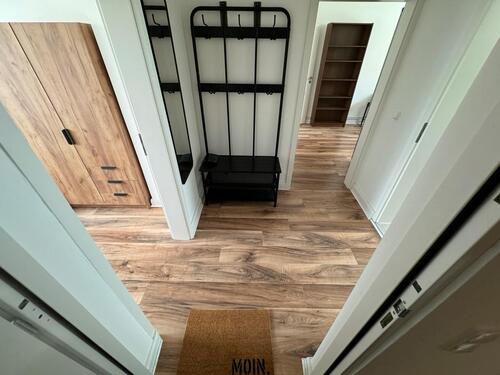 Foto - Voll möbliertes Frauen-WG-Zimmer inkl. InternetStromEtc.