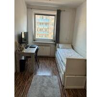 WG Zimmer in Frauen WG, Berlin Friedrichsfelde