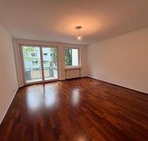 Bieterverfshren: Renovierte 2-Zi. Wohnung Balkon PKW-Stellplatz - Bonn Bad Godesberg