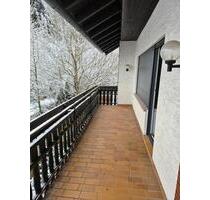 3ZKB mit Balkon - 700,00&nbsp;EUR Kaltmiete, ca.&nbsp; 90,00&nbsp;m&sup2; in Dickenschied (PLZ: 55483)