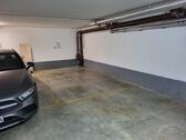 Foto - Großer, sauberer Stellplatz Garage in Köln-Ensen