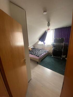 Foto - 3 Zimmer Dachgeschoßwohnung zum Kaufen in Deckenpfronn