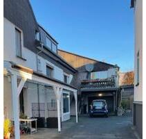 Kleine Gewerbehalle mit Büroeinheit Königswinter-Berghausen