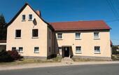 Foto - Wohnhaus mit Garage, großer Scheune in Braunsdorf