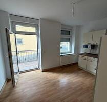 Wunderschöne 2-EG-Raum-Wohnung mit Balkon und EBK - Chemnitz Rabenstein