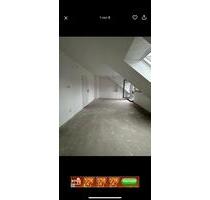 3 Zimmer Wohnung mit Riesen Terrasse - Duisburg Mittelmeiderich