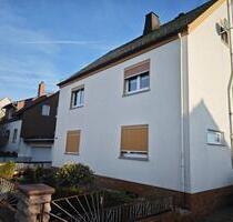 Großzügiges Mehrfamilien-Einfamilienhaus - Idstein