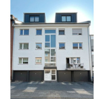 Erstbezug: Sanierte Whg, Küche, Balkon, Köln-Poll