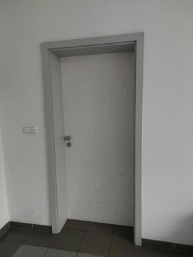 Foto - TOP - 1-Zi.-App. mit neuer EBK, mod. Bad mit WM-Stellplatz, ideal