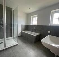 Grosszügige, helle, renovierte 4-Zi-Whg. in Büchlberg