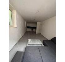 Attraktive 3-Zimmer-Kellerwohnung ca. 90qm - Hamburg Wandsbek