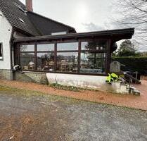Charmantes Zweifamilienhaus mit Wintergarten in ruhiger Lage von - Lippstadt Overhagen