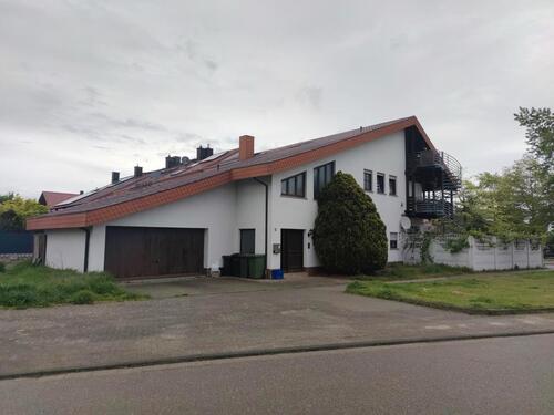 Foto - Exklusive möblierte 2-Zimmer-Dachgeschosswohnung