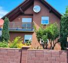 Foto - Zweifamilienhaus mit Garten, Garage und Terrassen in Triangel