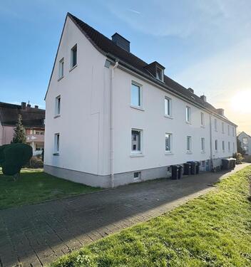 Foto - von Privat: günstige EG-Wohnung (ca. 100 m²) kurzfristig