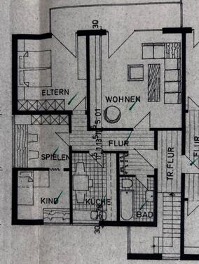 Foto - 4 Zimmer Etagenwohnung 1 .OG mit Balkon ab dem 1.4. 2026