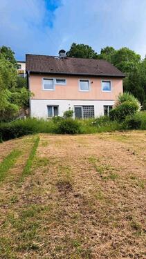 Foto - Haus in STROTZBÜSCH - 115.000,00&nbsp;EUR Kaufpreis, ca.&nbsp; 120,00&nbsp;m&sup2;