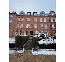 Charmante Dachgeschosswohnung mit viel Licht und modernem Komfort - Molfsee