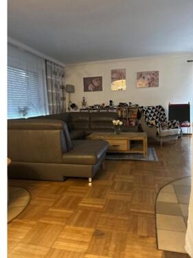 Foto - 7 Zimmer Mehrfamilienhaus, Wohnhaus zum Kaufen in Düsseldorf